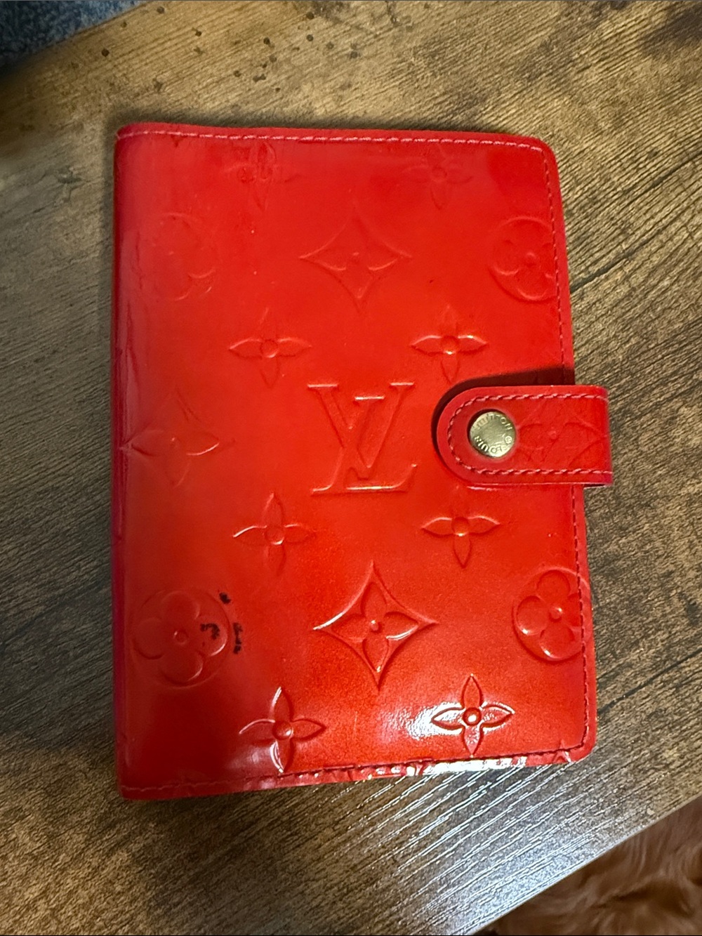 Louis Vuitton Glossy Red Vernis Monogram Agenda Cover